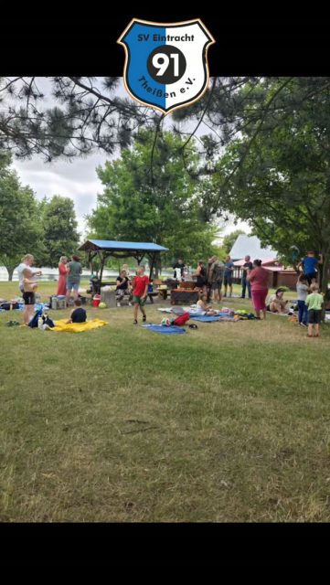 Heute fand unser kleines Sommerfest am Mondsee statt. Gemeinsam haben unserer Sektionsjugend Fußball und Leichtathletik diesen tollen Nachmittag genossen.
Möglich war das durch unsere Trainer und die Eltern, die ihre Kids begleitet haben aber auch @kirsten.reichert